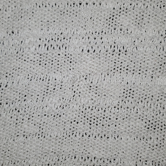 Forever 21 women's knit sweater - Picture 2 of 4